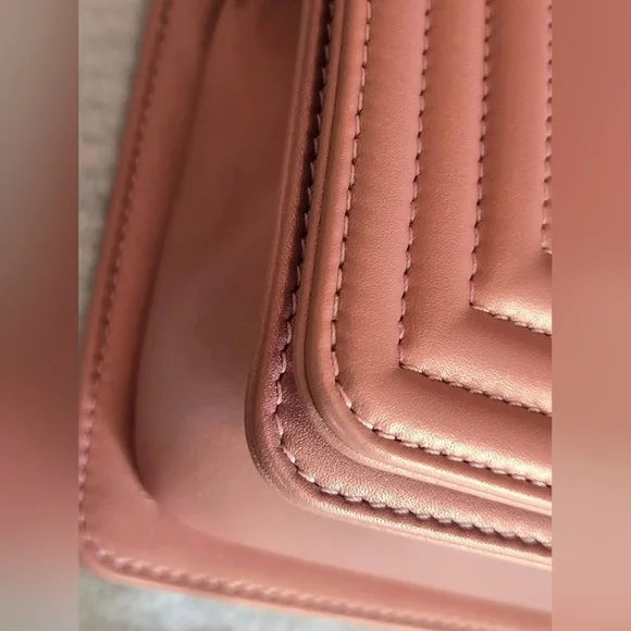 CHANEL Small Boy Bag. - Picture 7 of 15